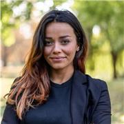 Etudiante en Master 2 DJCE ( Diplôme de juriste conseil d'Entreprise), je souhaite donner des cours en anglais